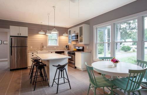 Modern Luxury Farmhouse with a Jacuzzi Tub near Woodstock, Vermont - Foto 7