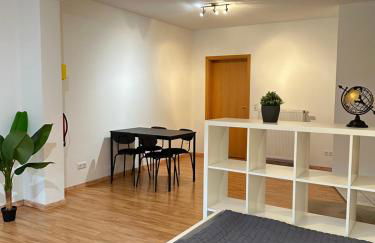 Unterkunft bei Lübeck - Zentral an der A1 - Parkplatz - Terrasse - Foto 3