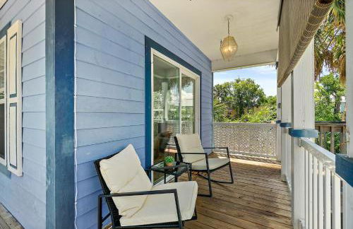 Treetop Cottage - 3 blocks from Historic District - Foto 18