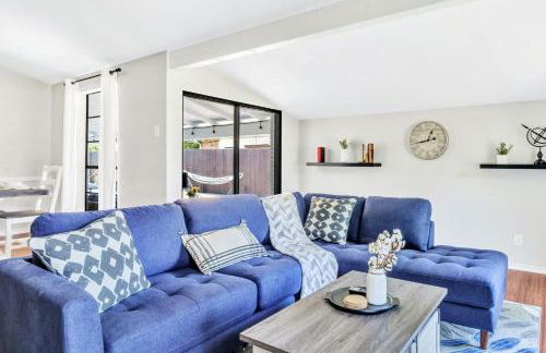 Jacuzzi & Pool House w/Game Room + Fire table - Foto 24