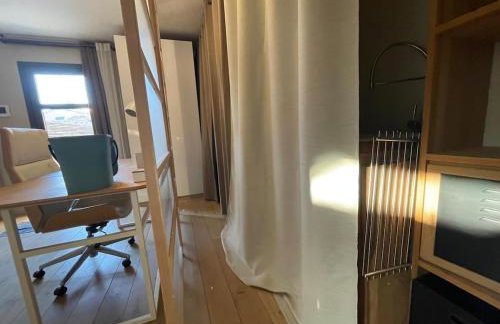 Glass and wood designer villa with garden in centertown - Foto 48