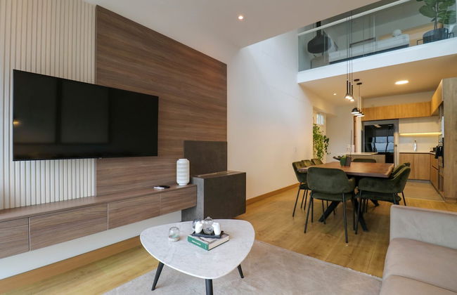 Elegant 3BR Duplex With Balcony in Miraflores - Photo 15