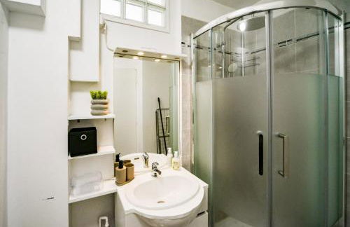 Le Mirage Des Sables - Parking - Netflix - Photo 9