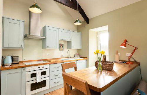 Tranquil 1 bedroom cottage 15 mins drive to sea - Foto 4