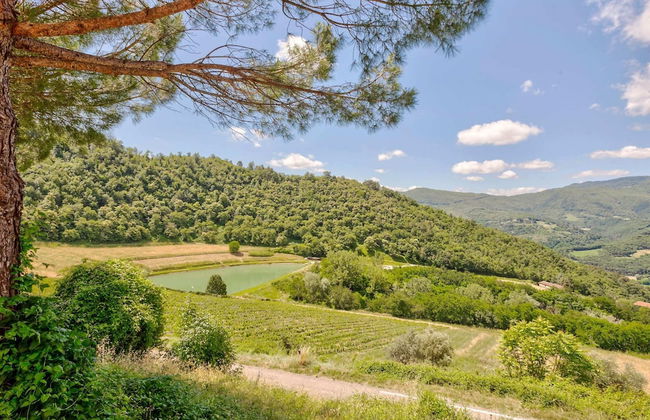 Appealing Home With Pool - Foto 32