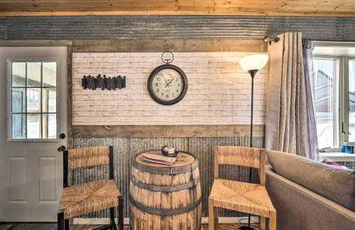 Family Home - Walk to Town and Balsam Lake! - Foto 9