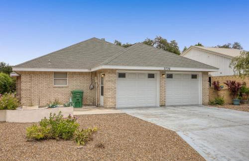 Bright Pharr Getaway Spacious Family Home w Garage and WiFi - Foto 30