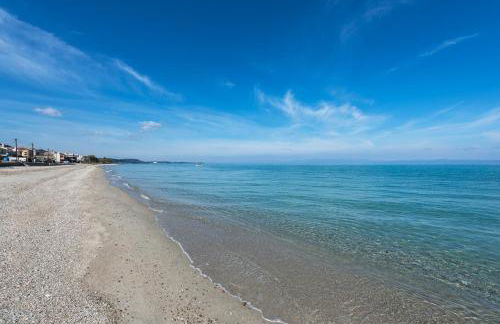 Melba's Residence Polihrono by Luxlikehome - Foto 26