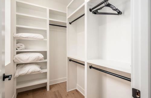 Modern Luxury 4BR 3 5BA Oasis in Historic Old Town East PD - Foto 20