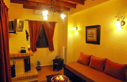 Kallisti Ξενώνας Διακοπτό-Καλάβρυτα - Foto 7