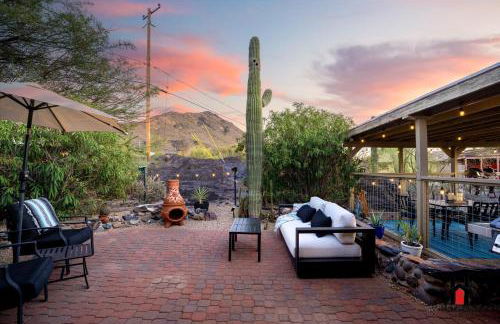 Sonoran Desert Getaway with Cowboy Tub - Photo 27