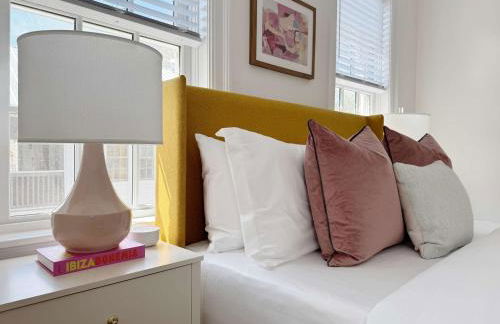 Classy 3-Story Downtown Apt - Great Location - Foto 35