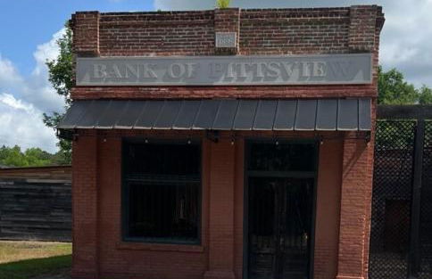 The Carriage House - Photo 32