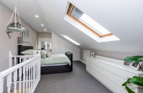 Amazing Lovely 1BDR Apartment, South London - Photo 24