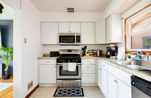 Curated for Cozy Longer Stays - Foto 9