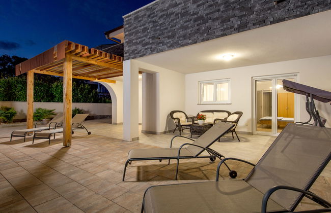 Villa Mira - Photo 23