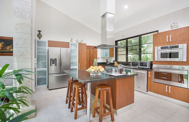 Beautiful Villa Tortuga at Puntacana Resort Club Pool Garden Golf Cart Maid - Photo 28