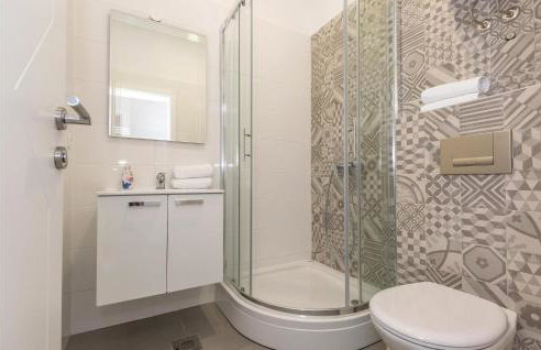 Six-Bedroom Holiday Home In Zagvozd - Foto 48
