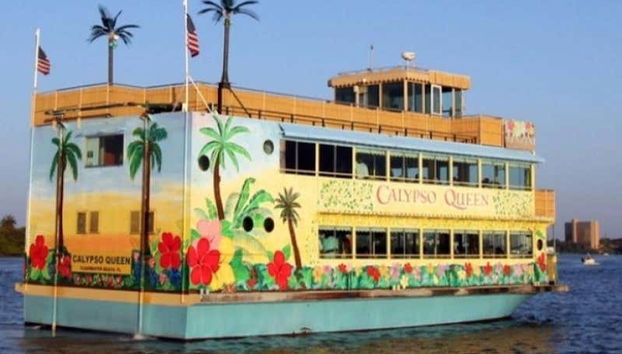 See the sunset aboard Calypso Queen