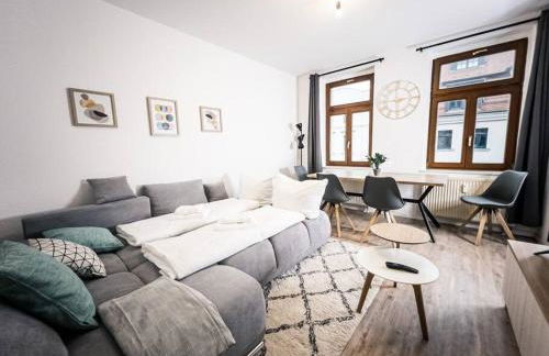 ⋙ Stilvolle Wohnung mit 2 Schlafzimmern & Balkon ⋘ - Foto 2