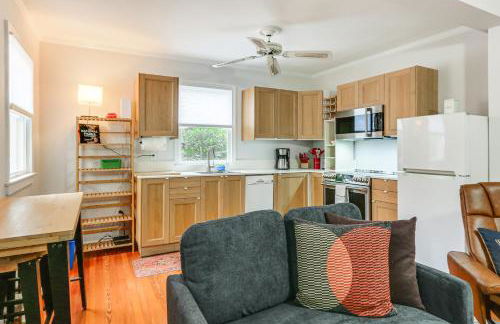 Walk Downtown Takoma Park Escape with Large Yard! - Foto 4