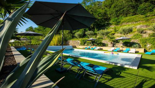 GÎTES DU MAS BEL'AIR ,PISCINE CHAUFFÉE - Foto 1, sunbed