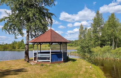 7 Bedroom Lovely Home In Szalstry - Foto 2