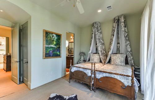 Elegant French Patio Home with Private Pool - Foto 22