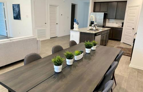 4-BR Cheerful Home Long Term Stay Equipped in Katy - Foto 31