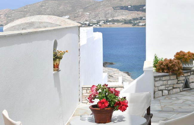 Hara Studios and Apartments - Photo 65