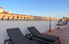 NEW penthouse with amazing views - Photo 48