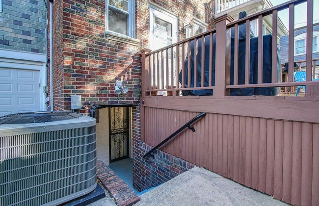 Private Studio in Serene DC Neighborhood - Photo 23