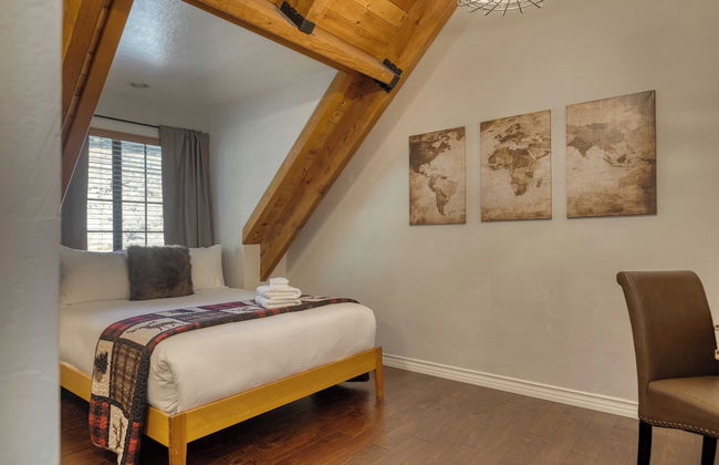 Dream Catcher by Avantstay Deck, Fire Pit, Movie Theater, Game Garage - Foto 32