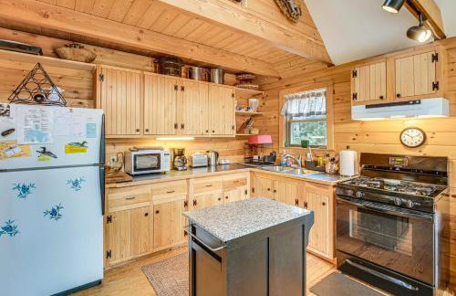 Lamoine Cabin with Deck about 16 Mi to Acadia Natl Park - Foto 12