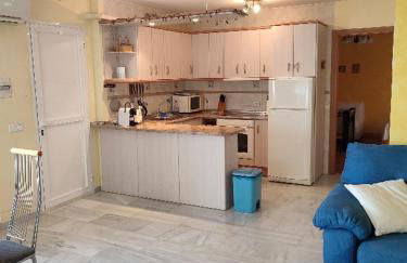 Apartamento cómodo con vistas maravillas, entre 3 ciudades,rodeado de naturaleza - Photo 6