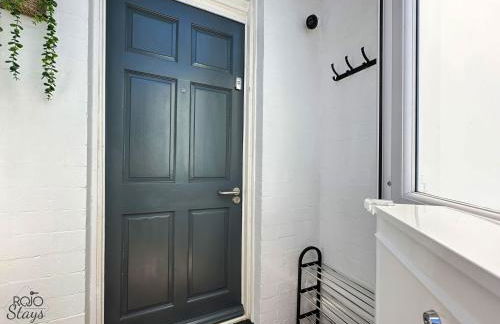 3 bedroom Leeds home for contractors & professionals with free Parking and Netflix nr motorway 5 mins to Royal Armouries - Foto 13