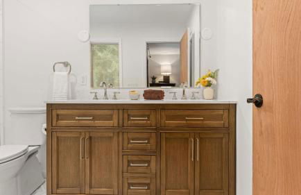 Catskills Mountain Home Near Windham w Fireplace Open Living Deer Run Lodge by AvantStay - Foto 21