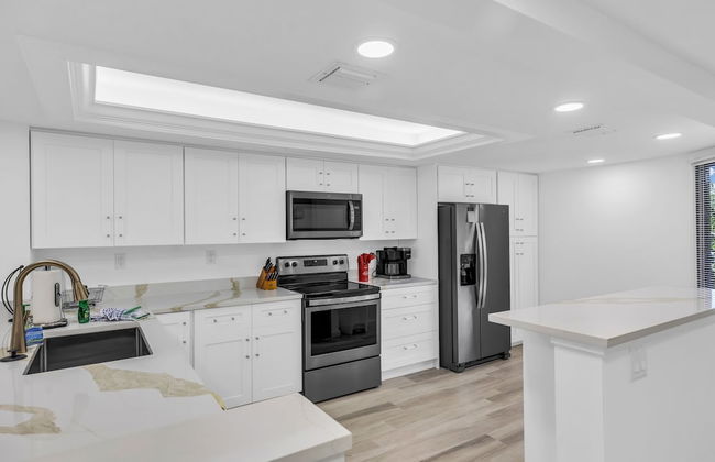 This Condo Is Located In One Of Islamorada's Most Prestigious Condo Complexes. 2 Bedroom Condo by RedAwning - Foto 10