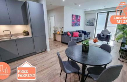 Luxury City Centre Townhouse with Parking - Foto 1