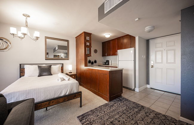 Stay together on the strip - 6 comfy beds w/view! - Foto 19