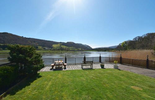 Detached Riverside Family Home on the River Conwy, Snowdonia, 6 Guests - Foto 24