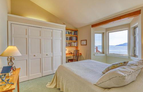 Northwest Shoreline Home - Foto 8