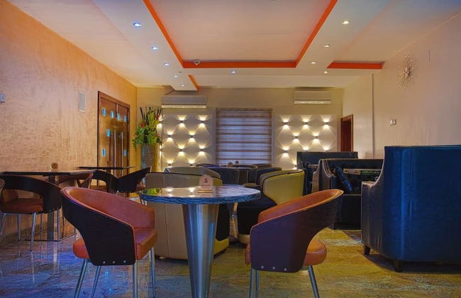 H21 Apartments & Lounge - Photo 28