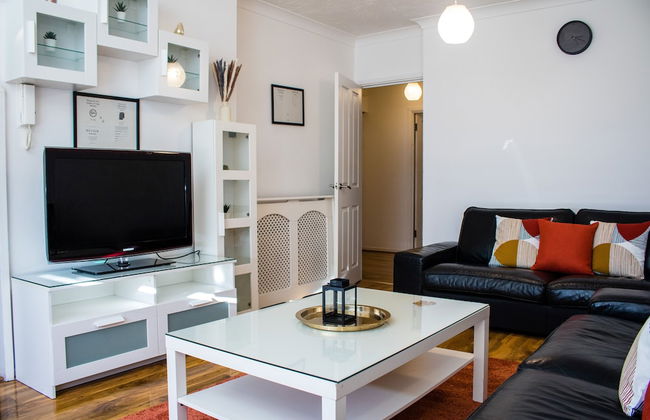 Charming 2-bed Fully Furnished Apartment in London - Foto 19