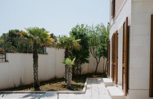 Villa Oleander by Domus Mirus - Rooftop Cinema & Pool & 6min Walk to Beach - Photo 35