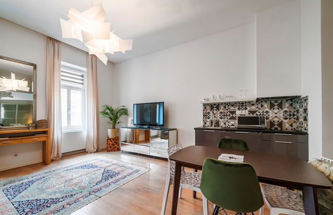 Baross Boutique Apartman Urban Rooms - Photo 14