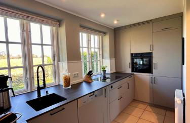 Seesucht-Föhr - Moderne Reet-Haushälfte mit Sauna, Garten & Terrasse nahe Wattenmeer - Photo 9