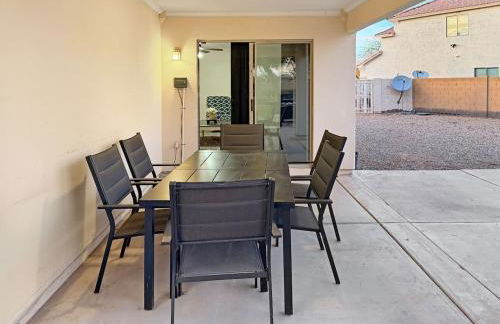 4Br Desert Resort Large Yard w Heated Pool - Foto 21
