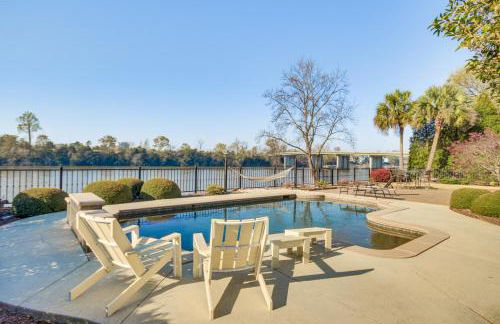 Riverfront North Augusta Home with Private Pool! - Foto 2