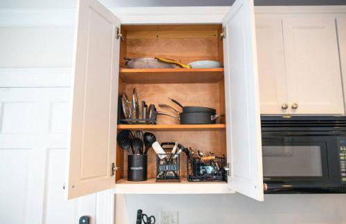 1742 Marblehead Studio|Minutes to Salem|Parking - Foto 14